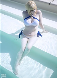 Saber Swimsuit (Fate Stay Night)(33)